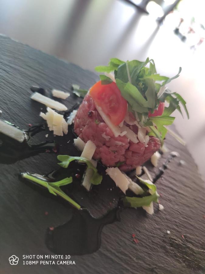 Hotel Ristorante Morus Burago di Molgora Dış mekan fotoğraf